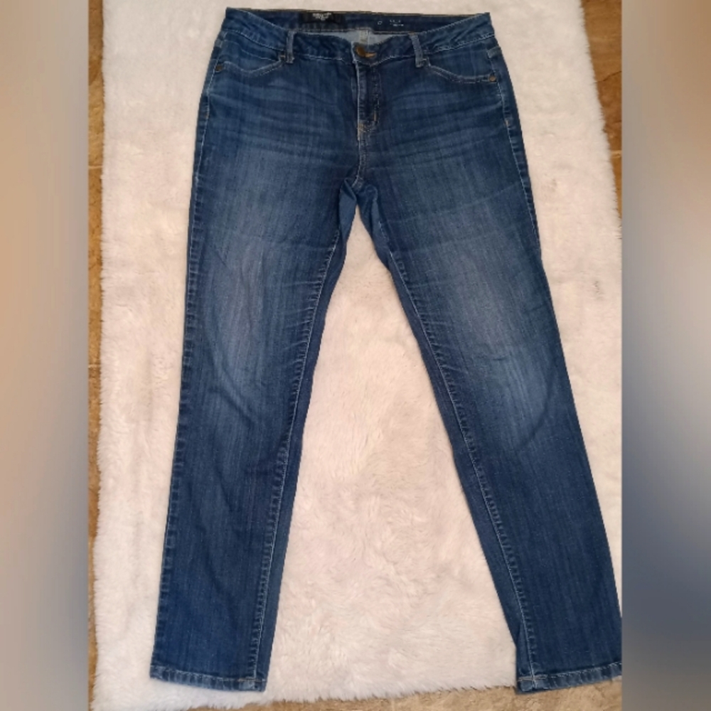 Vera Wang Jeans